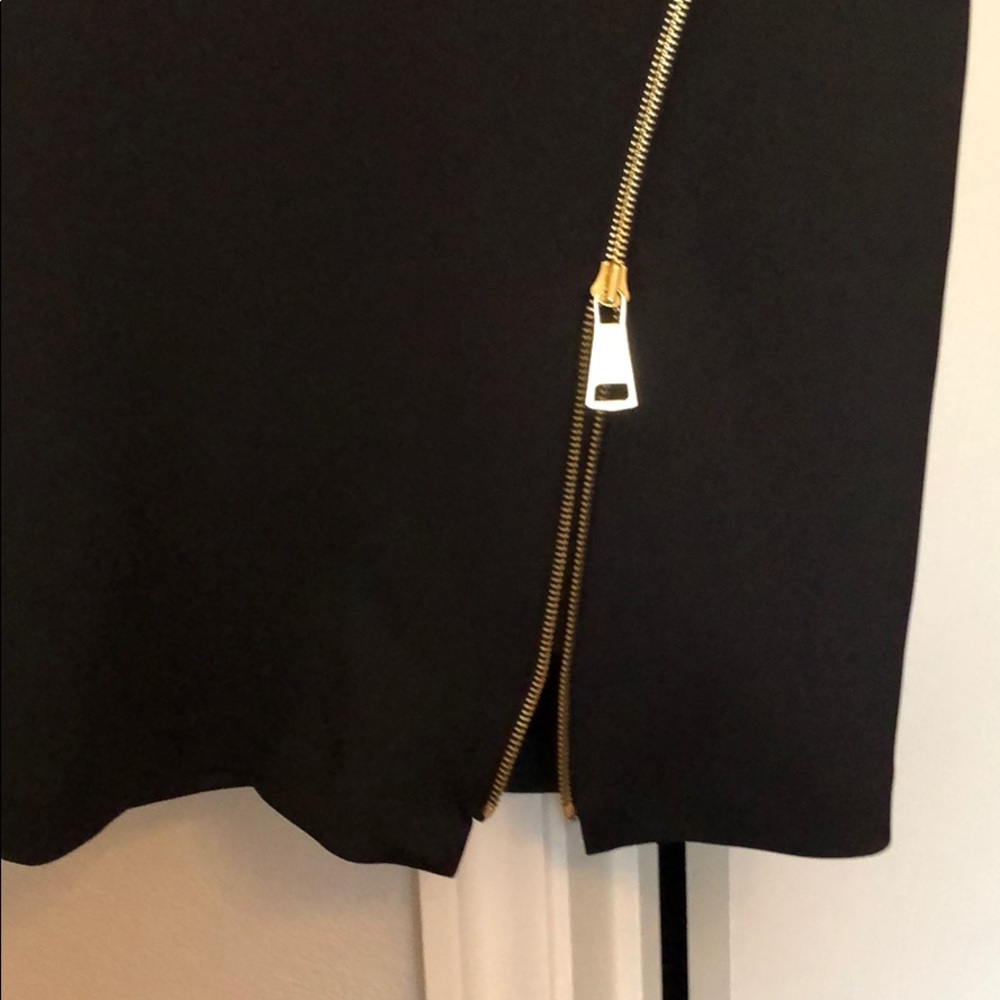 Dress - Picture 3 of 6